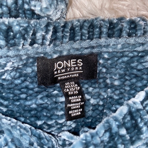 soft sweater - Picture 3 of 3